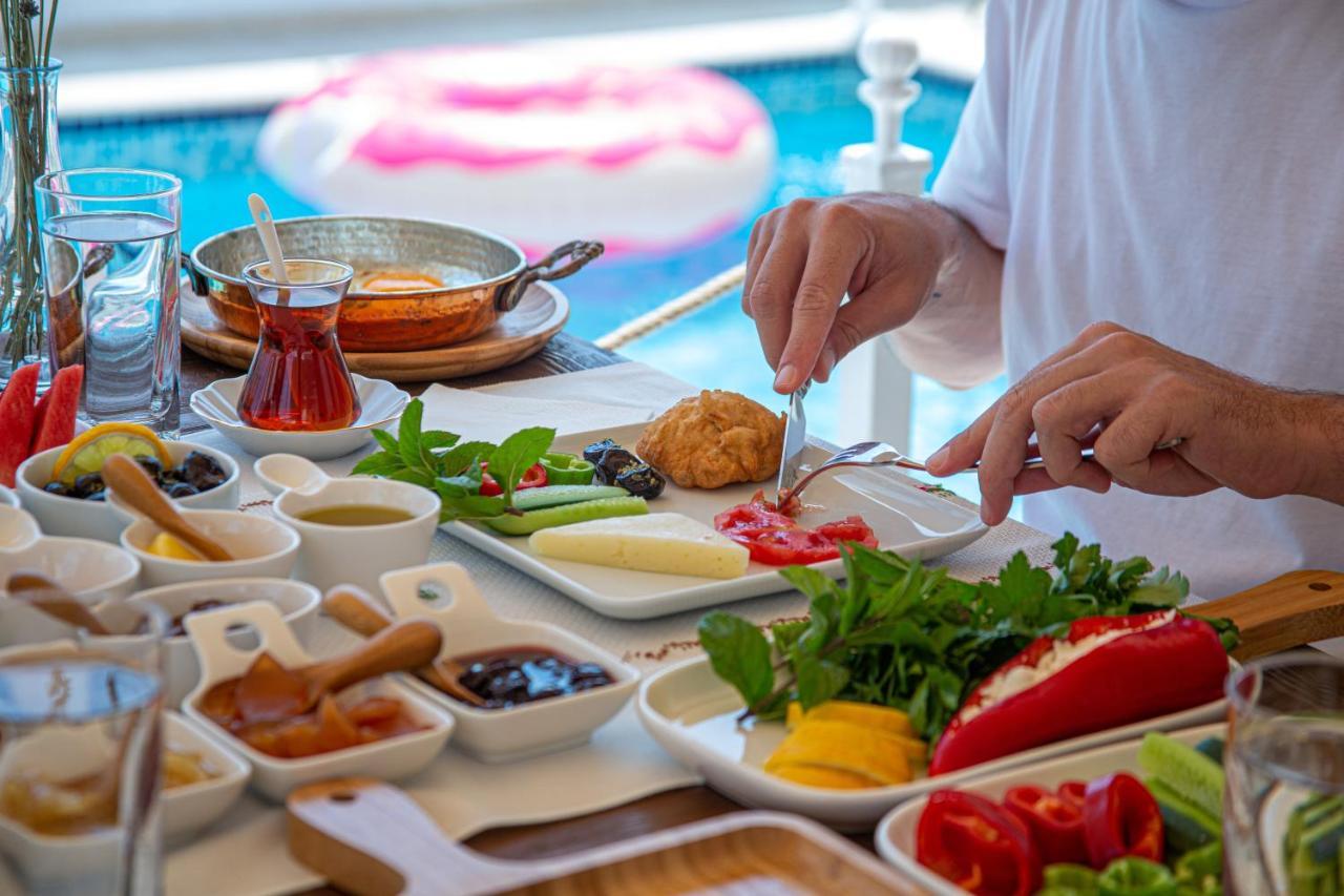 Anit Konak Alaçatı Luaran gambar