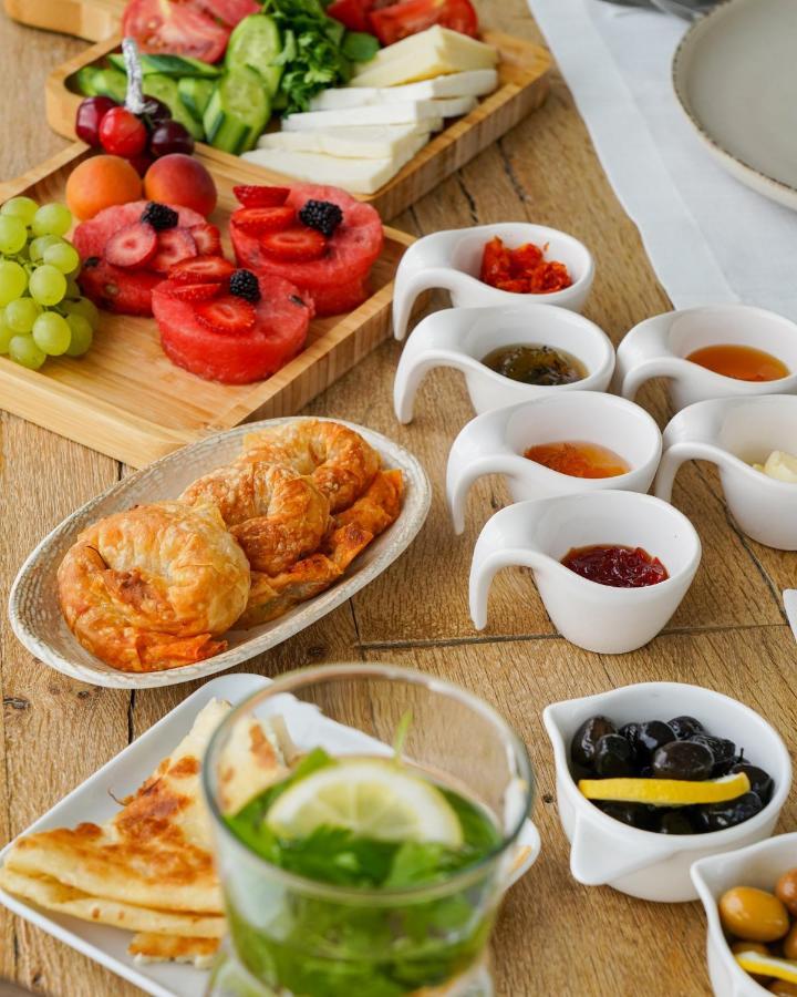 Anit Konak Alaçatı Luaran gambar